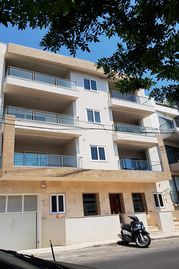 Balzan-facade-1-rotated-e1665999215174